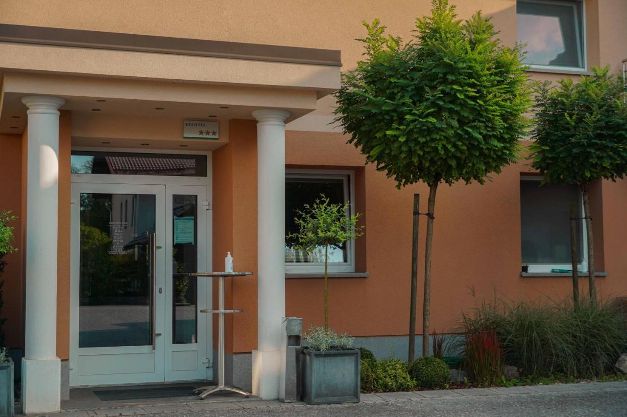Guest House Tri Zvezde Kocevje Eksteriør bilde