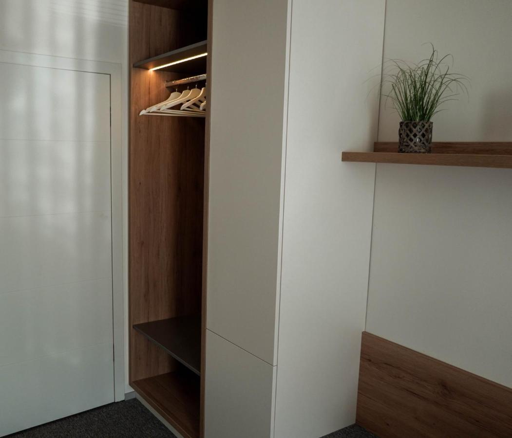 Guest House Tri Zvezde Kocevje Eksteriør bilde